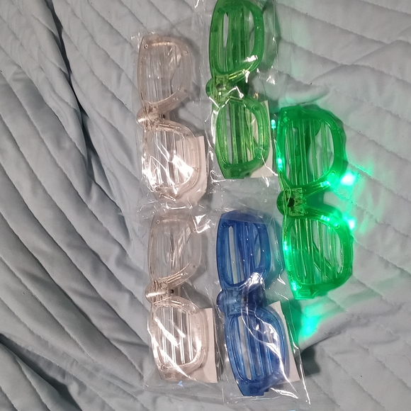 Lot of 5 Light Up Shutter Shades (Various Colors) - Picture 1 of 5